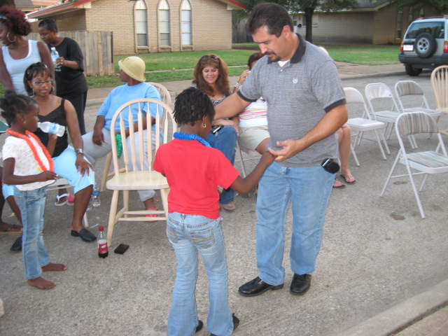 617x456 pixels (129K)